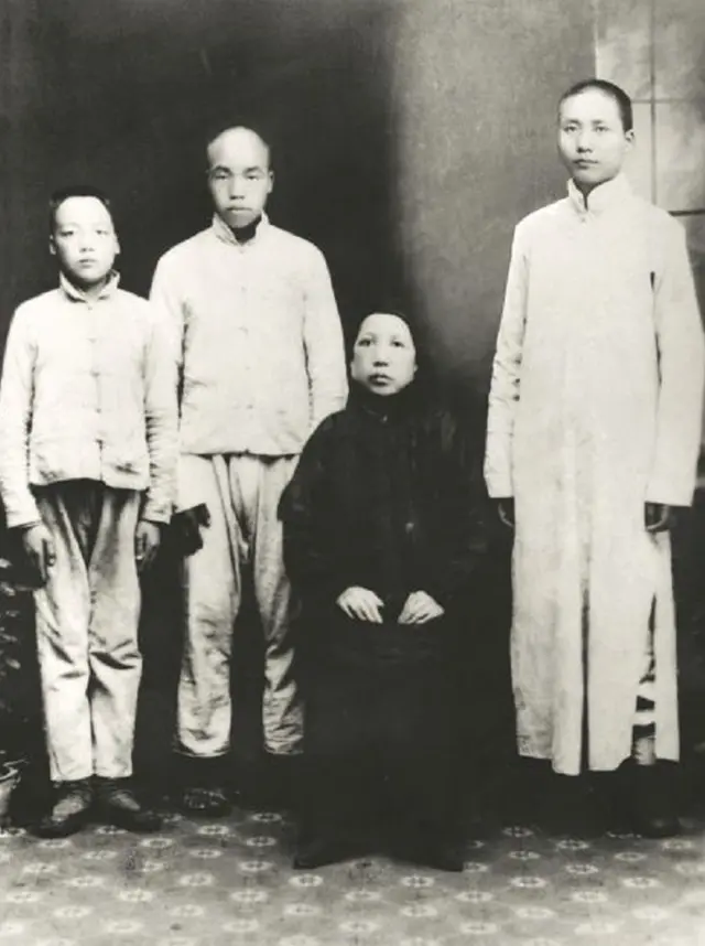 Sons porn mothers Xiangtan and in mothers and Sons porn mothers Xiangtan and in Naomi Watts