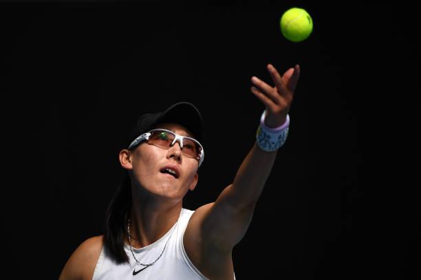 中国选手郑赛赛因伤退出澳网