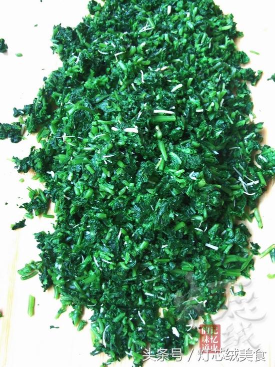 水煎饺子怎么做好吃，看看我家的滚蛋饺子是啥馅料的