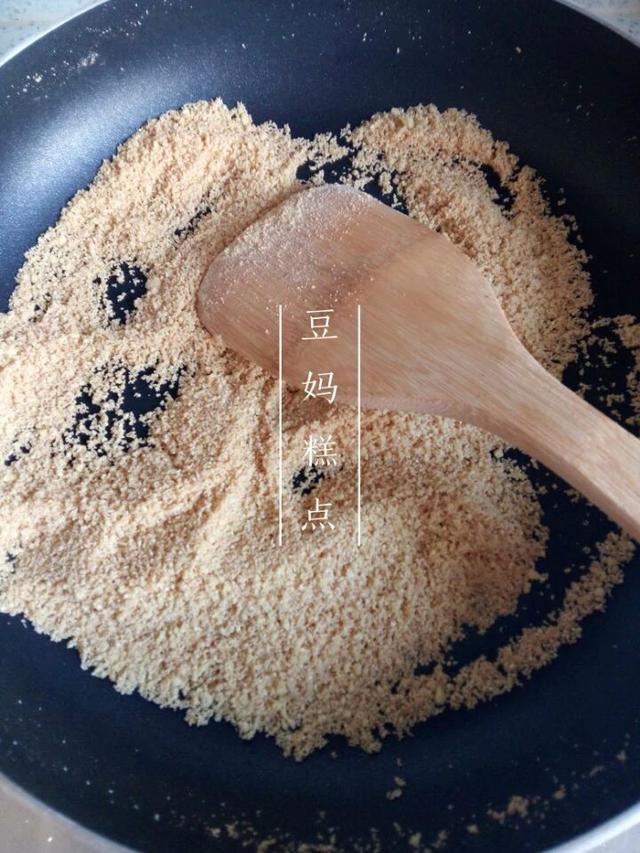 黑芝麻椰蓉糯米卷——軟糯香甜，顏值頗高，再也不想吃外面買的了 熱愛美食 第6张