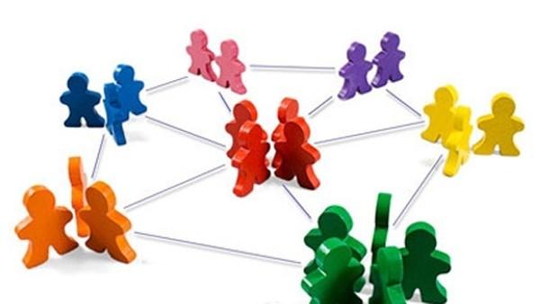 如何快速结识更多顶尖的人脉