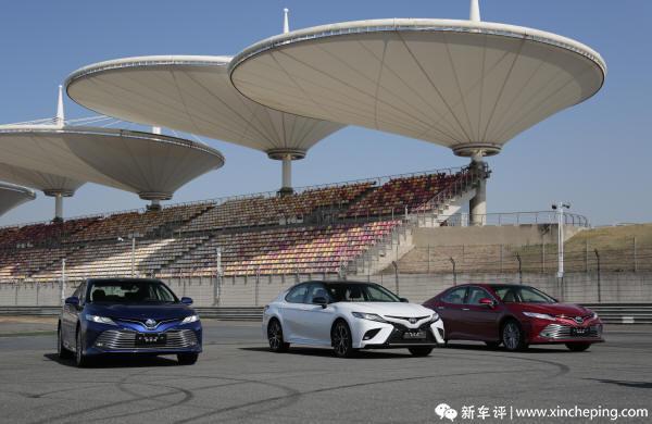 八代凯美瑞首试：不啰嗦，这次我们直接罗列缺点