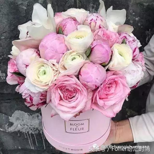 七夕送女朋友什么礼物好最有意义2018情人节送花攻略，比送玫瑰强一万倍~