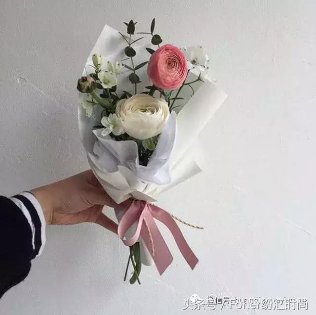七夕送女朋友什么礼物好最有意义2018情人节送花攻略，比送玫瑰强一万倍~