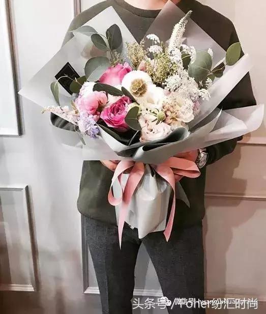 七夕送女朋友什么礼物好最有意义2018情人节送花攻略，比送玫瑰强一万倍~