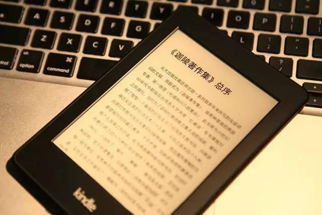 最适合送给女生的10大情人节礼物 去女朋友家带什么礼物