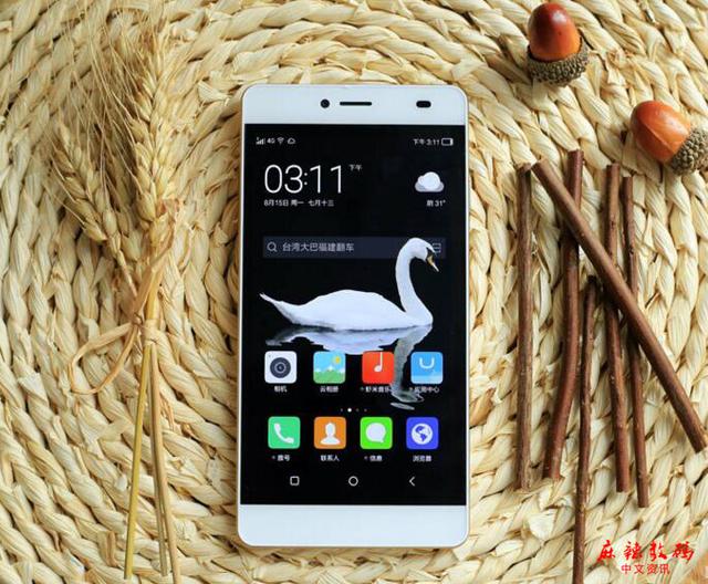 还在羡慕应用分身？小辣椒都能开八个微信了！