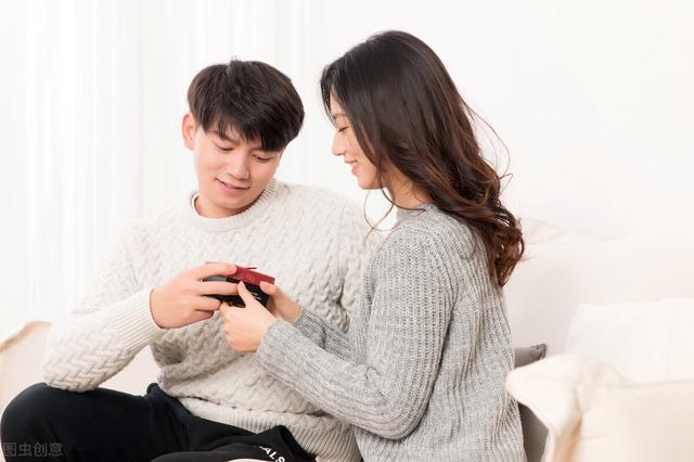 送女孩什么生日礼物 打动女生的小礼物