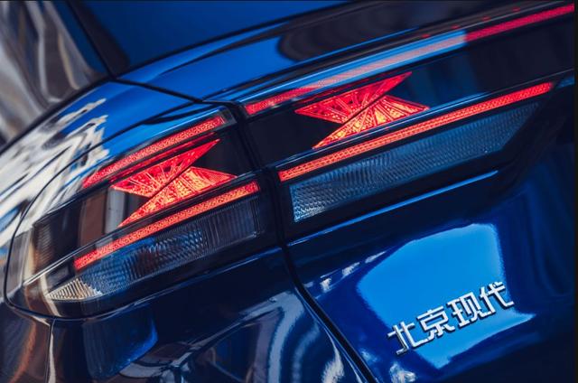 北京现代ix35新款2022款实测，12万级SUV天花板北京现代全新ix35到底怎么样