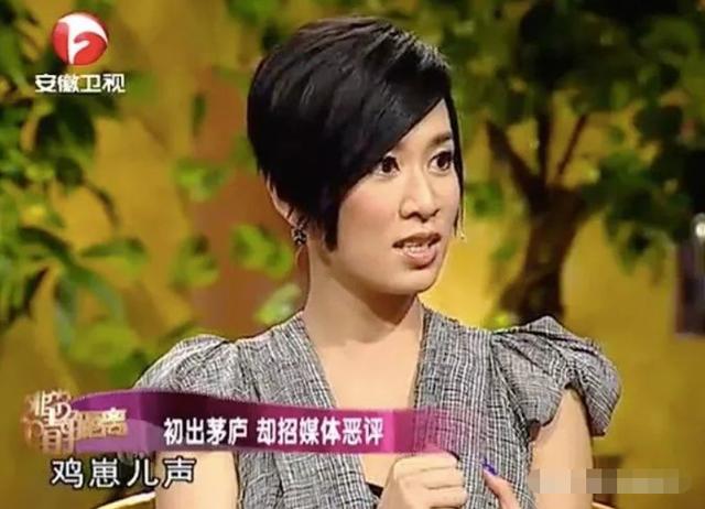 佘詩曼45歲再演少女，卻沒有一絲違和感，港女都不會老的嗎？ 娛樂八卦吃瓜 第4张