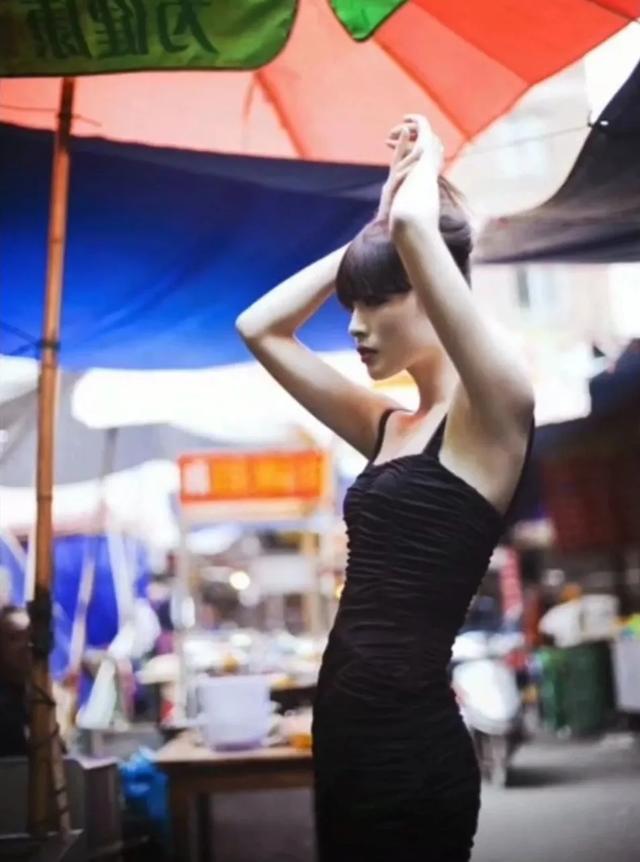 32歲二胎媽媽健身照太惹火，身材曲線撩爆直男，網友：太美了 街拍正妹 第5张