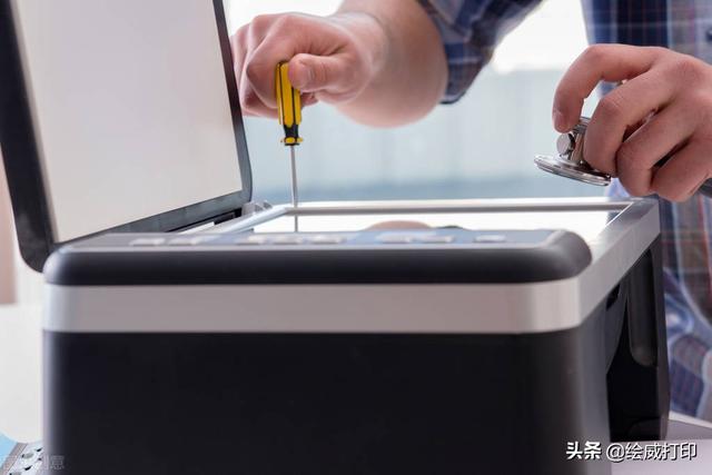 为什么表格打印预览只有一半（打印机只打印一半怎么解决）