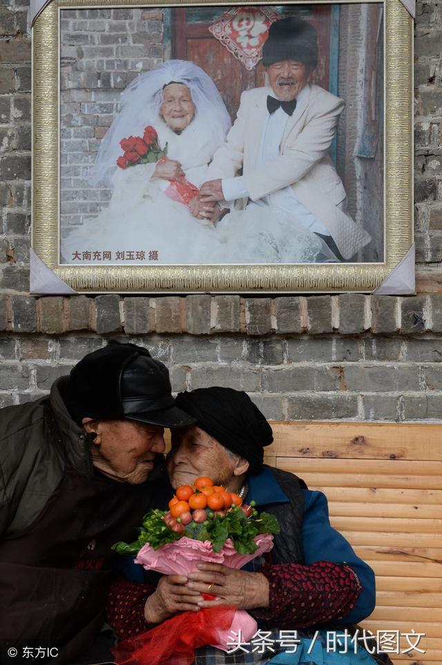 情人节送什么巧克力百岁老夫妻的情人节礼物：贯穿了一辈子的生活，记载了