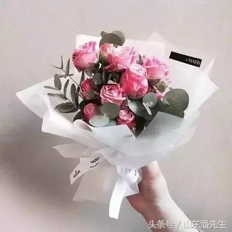 情人节送给女朋友什么礼物马上就到情人节：不要让爱成为往事，也不要让爱变