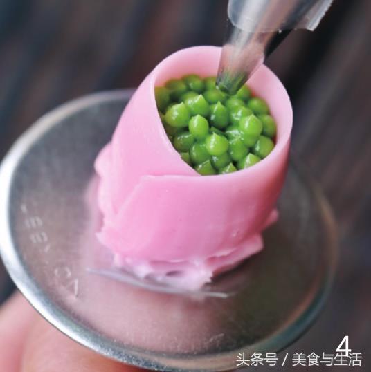 情人节送花情人节送一朵好吃的玫瑰，表达爱意，三生三世只为一朵属于你