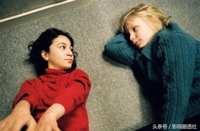 第一部吸血鬼电影，细数十大吸血鬼电影（爱欲迷幻的血腥宇宙）