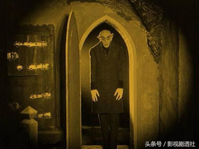 第一部吸血鬼电影，细数十大吸血鬼电影（爱欲迷幻的血腥宇宙）