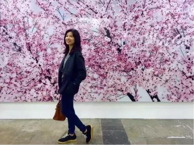 退隱娛樂圈30年，喪夫14年，遊山玩水拒不復出的鍾楚紅究竟多有錢 娛樂八卦吃瓜 第9张