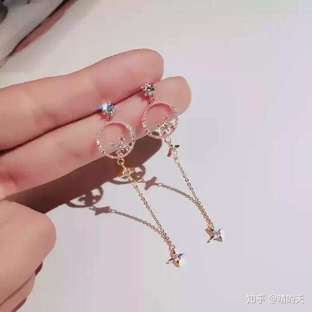 情人节送花送几朵情人节送女友的精品礼物