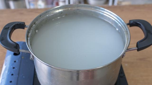 快速腌鸭蛋出油（鸭蛋这样腌保证100%流油起沙）