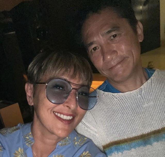 59歲梁朝偉衰老像70歲！近照滿臉皺紋太滄桑，和妻子像隔代人 娛樂八卦吃瓜 第2张