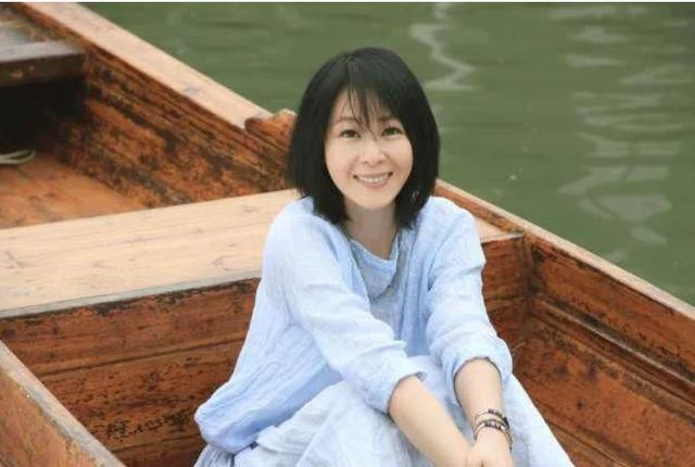给妻子生日祝福图片,老公发给老婆生日图片