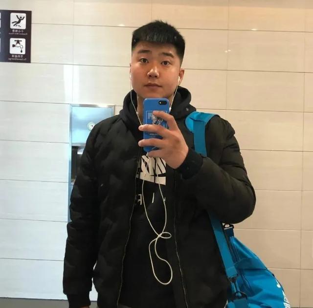 90後小伙婚前婚後胖80斤，網友：沒有一個老公是餵不胖的 健身減肥達人 第12张