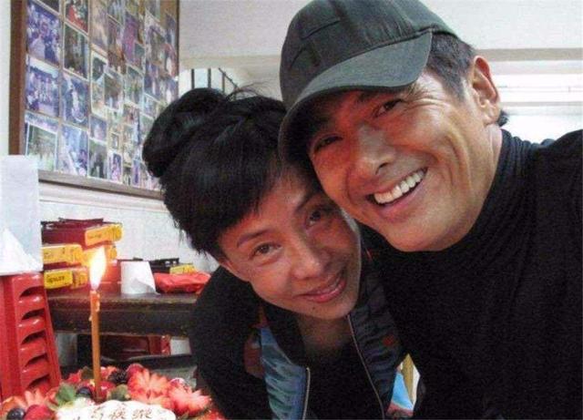 陳薈蓮曾經被說配不上周潤發，如今打破言論，32年愛情守護 娛樂八卦吃瓜 第9张