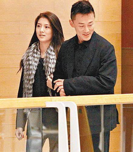林峰怎么移民香港被林峰宠上天却游走多个有钱男人林峰家庭背景多厉害