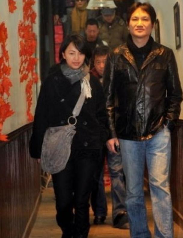 37歲嫁華誼副總裁，王菲給她當伴娘，48歲手握半個娛樂圈，憑什麼 娛樂八卦吃瓜 第23张
