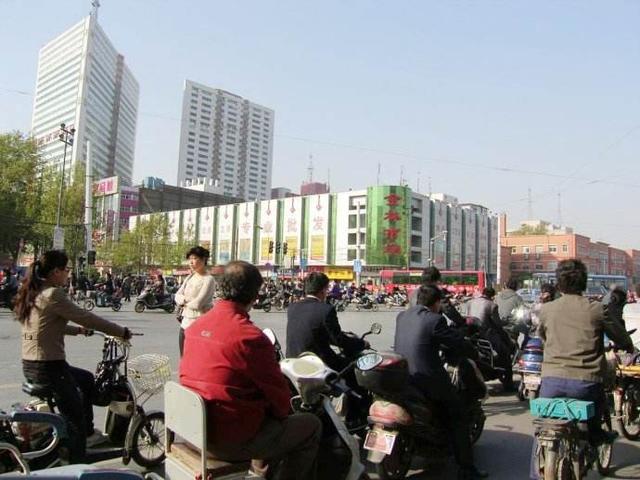 郑州最大的工艺品批发 郑州礼品摆件批发市场