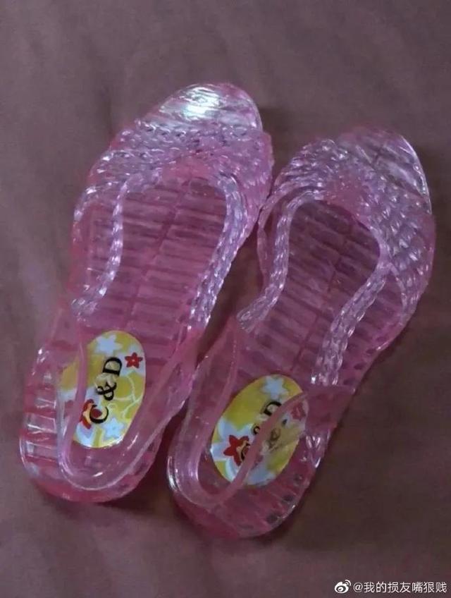 送闺蜜一双水晶鞋吧 七夕送什么礼物给女朋友