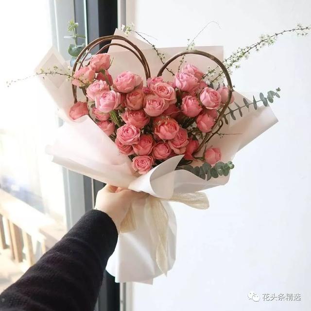 情人节该送男友什么情人节的花礼送这些，一定不会错！