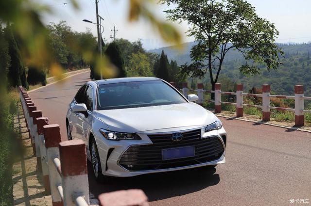 颜值高还省油！亚洲龙双擎开了5000公里后的感悟与吐槽