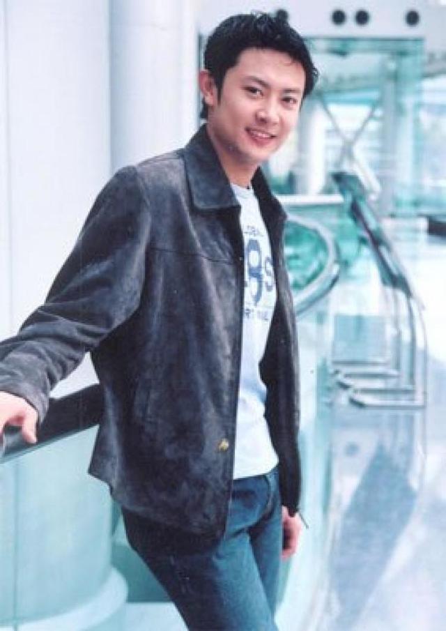 印小天送別慈父：含淚的孝心將父親的臨終歲月點亮 娛樂八卦吃瓜 第3张