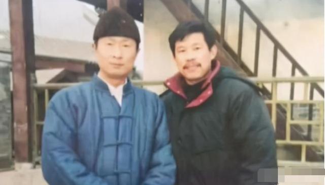 因《亮劍》劇組經費緊張，導演把司機拉來演戲，不料意外將其捧紅 娛樂八卦吃瓜 第7张