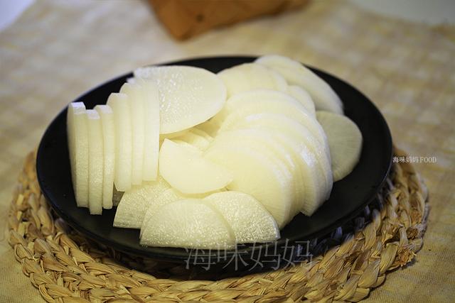 冬天煲什么汤好喝又下饭，建议：冬季常喝这5碗汤