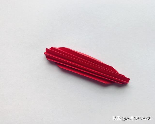 雨伞折纸 长条折蝴蝶结