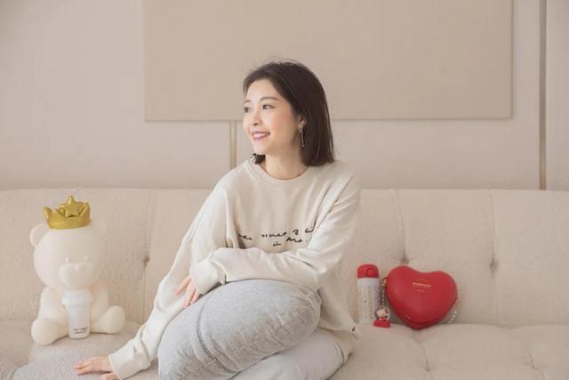 表白话语100字左右感动,表白送女孩子什么礼物好
