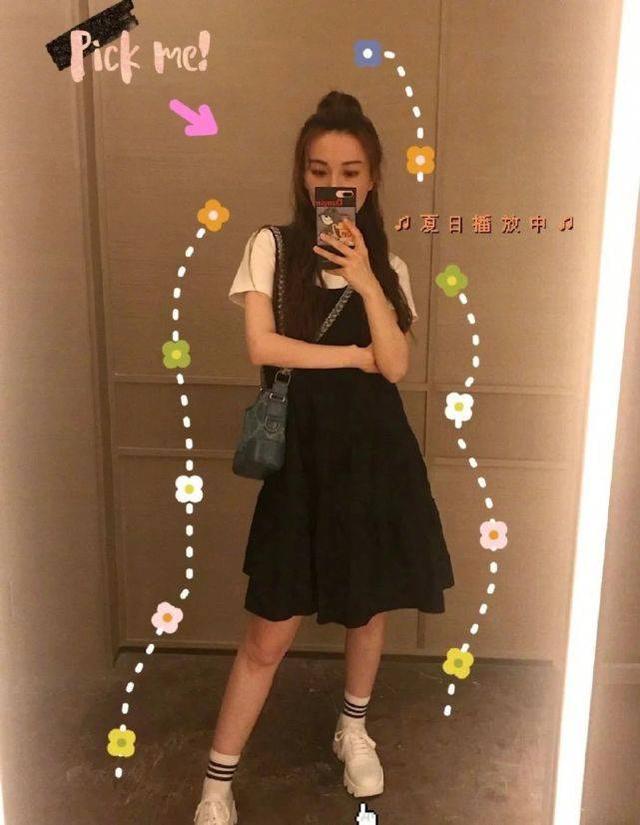 吳昕穿搭不像37歲！各種甜酷少女風穿搭信手拈來，適合小個子女生 娛樂八卦吃瓜 第8张