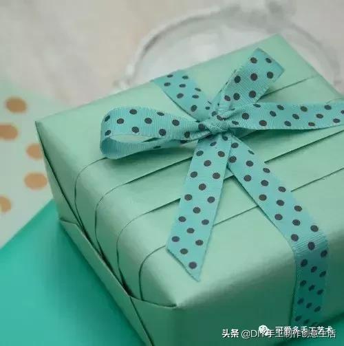 礼品袋包装蝴蝶结的打法,礼品包装蝴蝶结怎么系