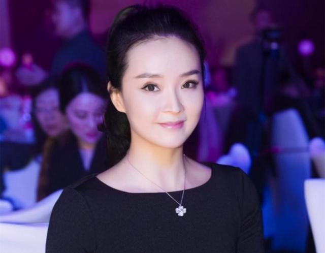 23歲嫁給富豪，41歲復出後拒談婚姻，王艷的故事遠比想像中精彩 娛樂八卦吃瓜 第1张