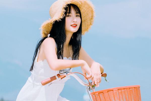 12月25日桃花满枝，姻缘如约而至的4星座：异性萦绕，脱单在即（双鱼座女生）插图3
