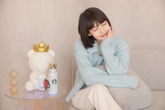 表白话语100字左右感动,表白送女孩子什么礼物好