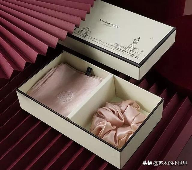 圣诞送女朋友什么礼物？ 七夕送什么礼物给女朋友
