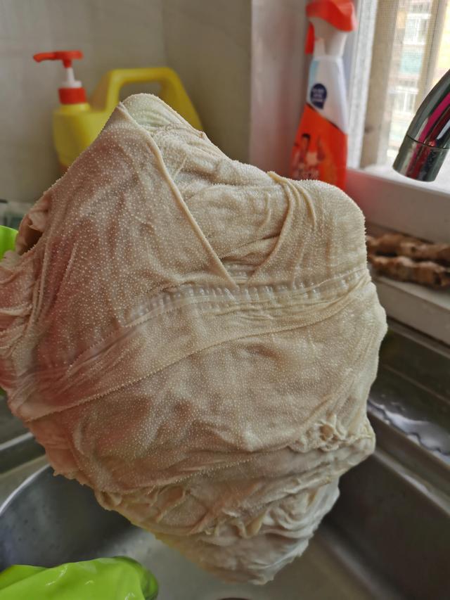 牛肚怎么洗才能干净没有味（牛肚清洗诀窍）