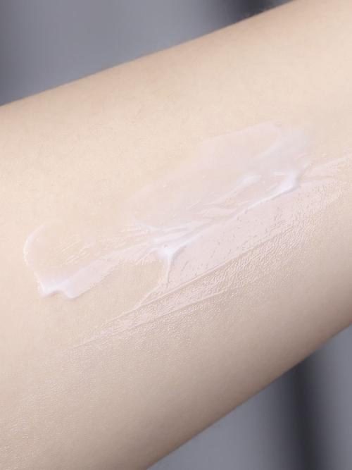 日本dhc唇膏不好用，恨不得安利全世界的化妆品