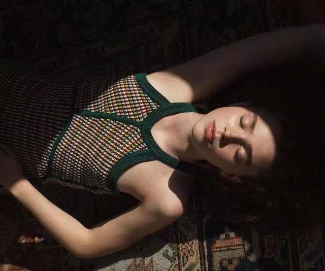 男生到底有多在意女生的胸？ 情人节送女朋友什么礼物好