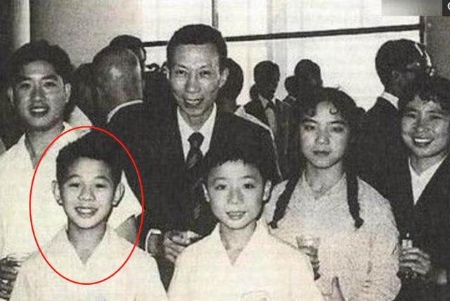 李連傑大火後，請大哥做助理年薪120萬，為啥二哥還在農村種地？ 娛樂八卦吃瓜 第7张