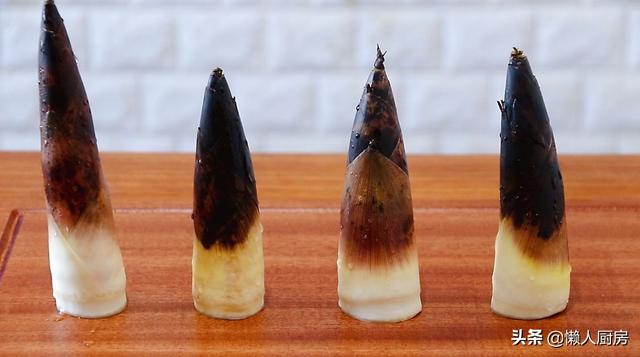 紅燒雞別只會加土豆，試試加點它，太鮮美，是一道不可多得的美食 熱愛美食 第4张